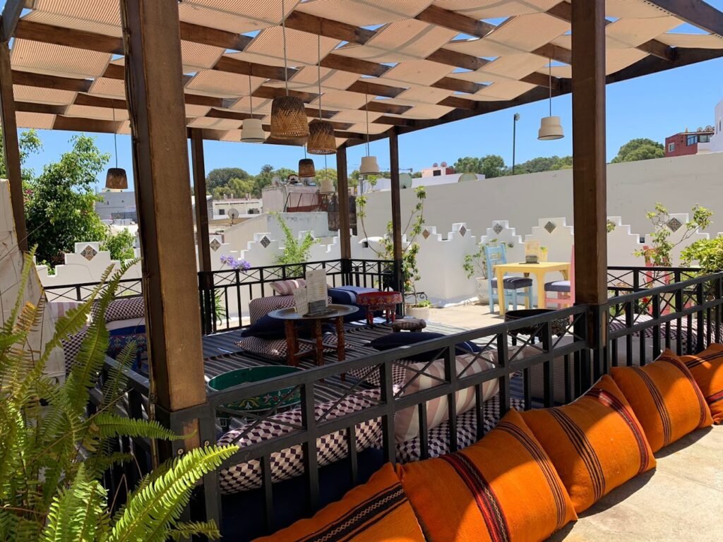Kadbart Blue Oriental Tanger - terrasse orientale, salon marocain