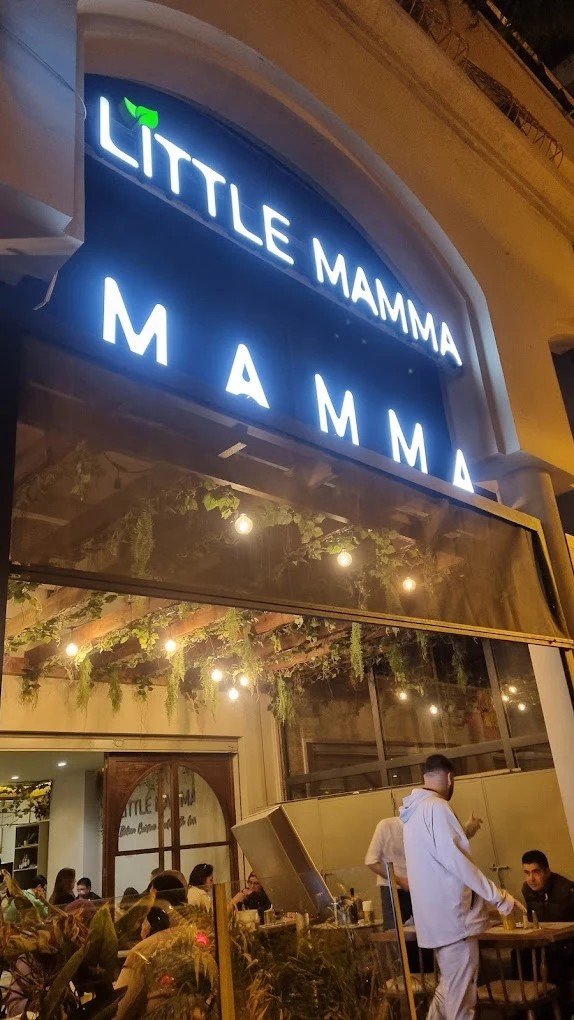 Little Mama Tanger - restaurant italien, enseigne façade