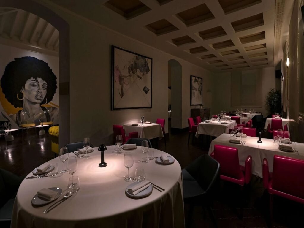 Parisa Tanger - restaurant gastronomie persane, salle élégante